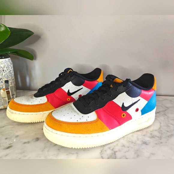 Nike Air Force 1 Low Premium 'Uptowns" | Size 7M / 8.5W - Picture 4 of 14